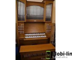 QUAD CITIES CHURCH ORGANIST AVAILABLE - SUBSTITUTE ORGANIST OR PERMANENT ORGANIST